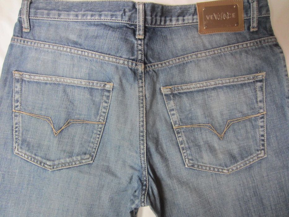 Blugi Versace,W31 L32,Talie=86cm,Lung=106cm, croiala dreapta