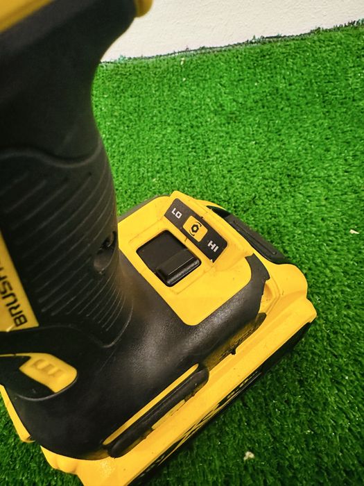 Impact Dewalt DCF894