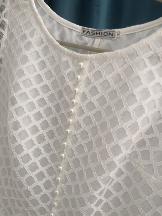 Продам платье белое