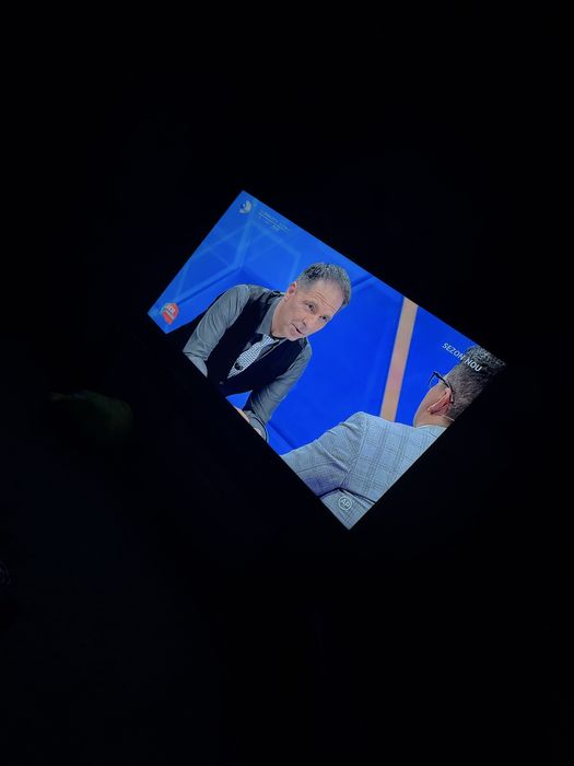 Vand tv samsung 140cm disgonala !