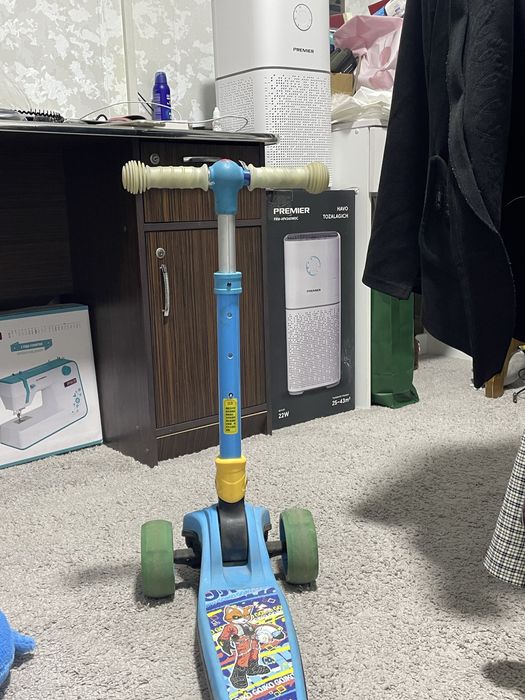 Самокат детский в отличной состоянии