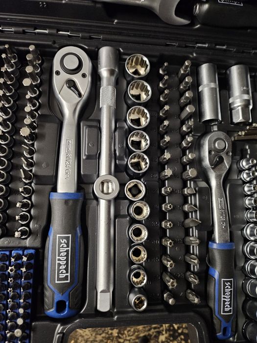 Trusa scule 38841 216 piese.Trusa chei 216.Trusa tubulare 216 GERMANIA