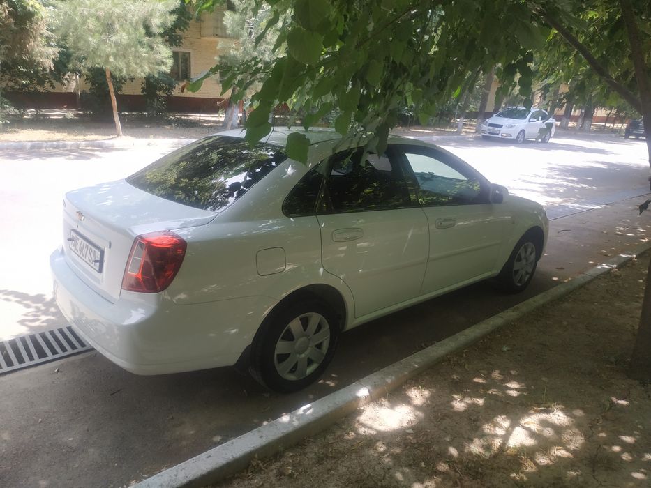 Chevrolet Gentra MT 2022-23 obmen barter