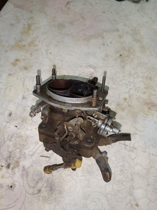 Карбюратор продам