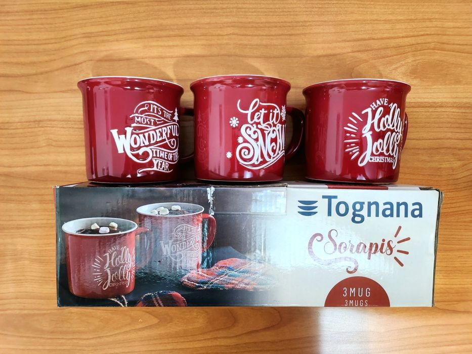 Set cani ceramica cu motive de Craciun - SIGILAT