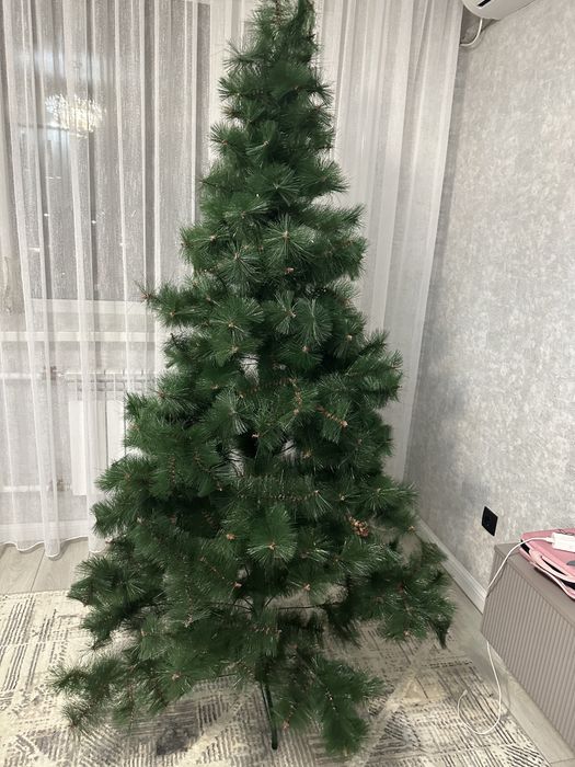 Продам елку недорого