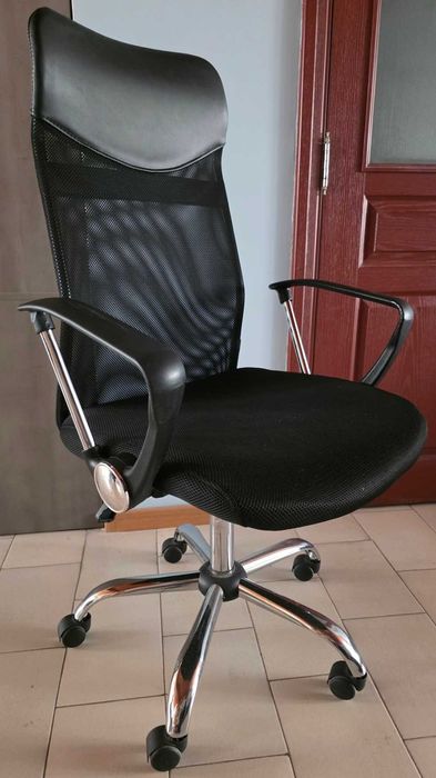 Офис стол Monti HB