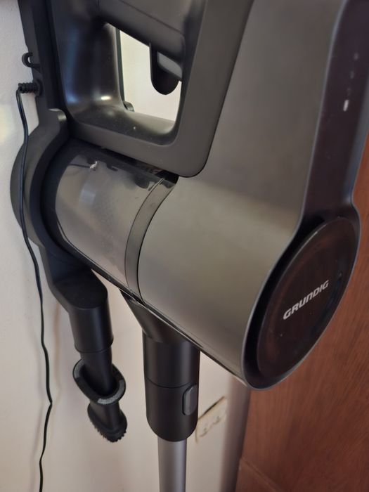 Vind aspirator vertica Crundig