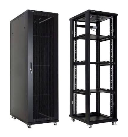 Серверные стойки и шкафы