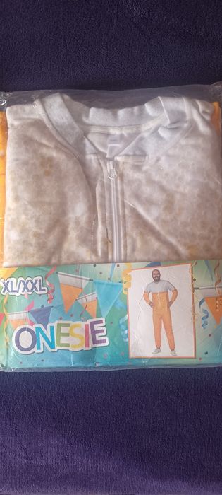 Костюм -карнавален