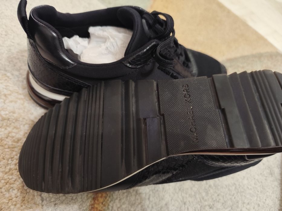 Дамски маратонки