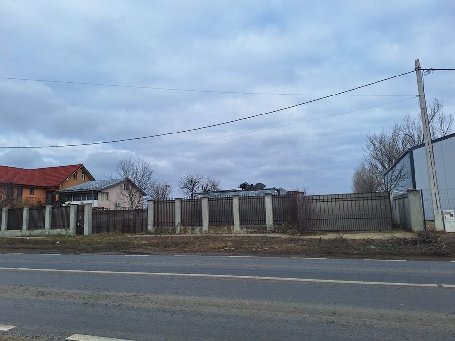 Teren Industrial/Comercial 1100mp, Deschidere 33ml la DN1A – Crevedia (Platformă betonată, Utilități)