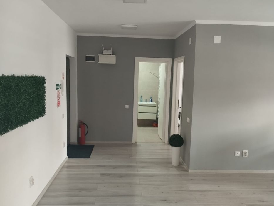Închiriez spațiu pentru birou in Florești