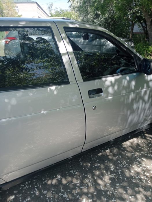 Автомобиль Ваз 2110