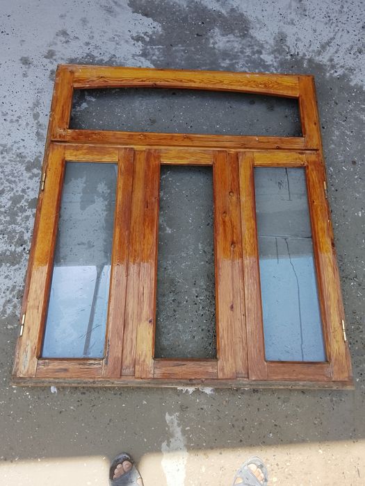 Yogʻoch ehik va deraza