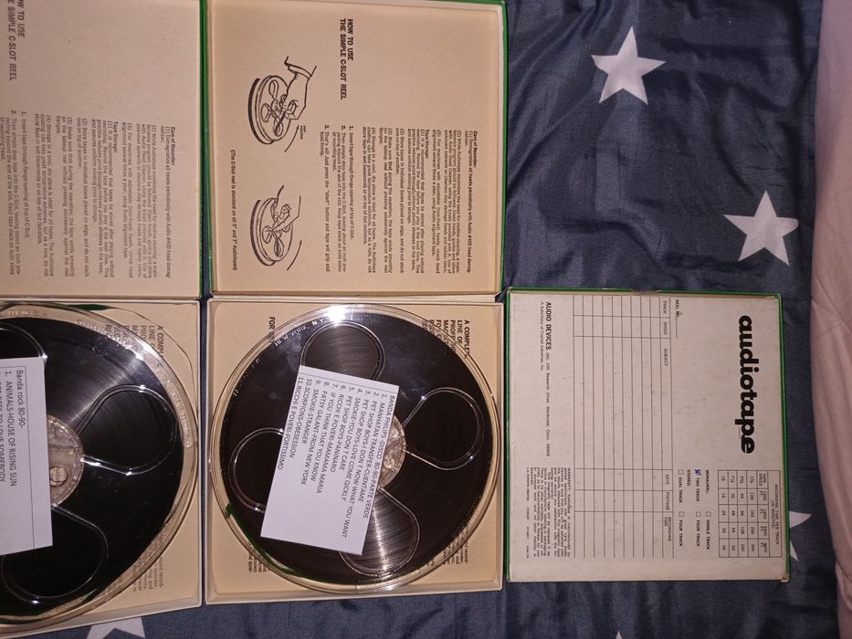 Lot 3 benzi Audiotape