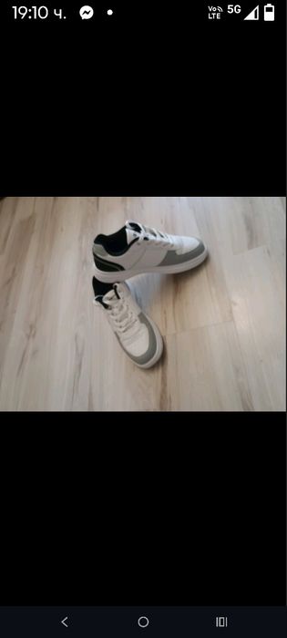 Нови обувки  champion..