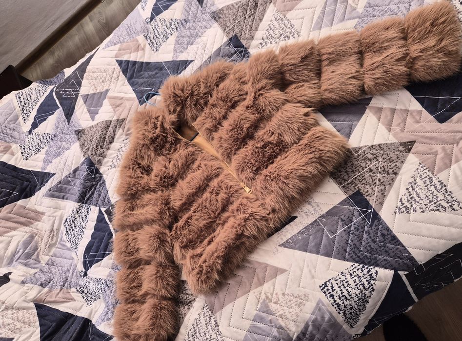 Марково пухено палто