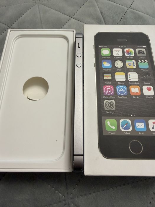 iPhone 5S, 32GB,