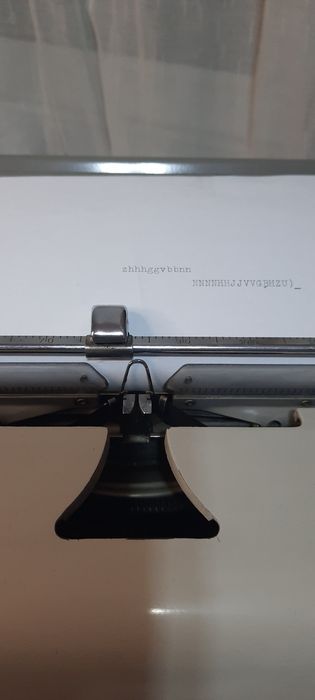 Mașină de scris  profesională Adler Universal 1961