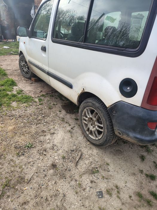 Рено канго 1,4 8v