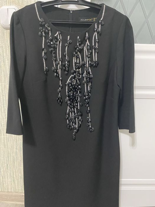 Продам отличное платье