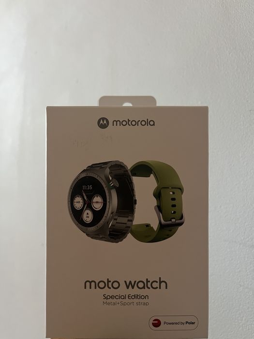 Смарт часовник / Moto watch Special Edition
