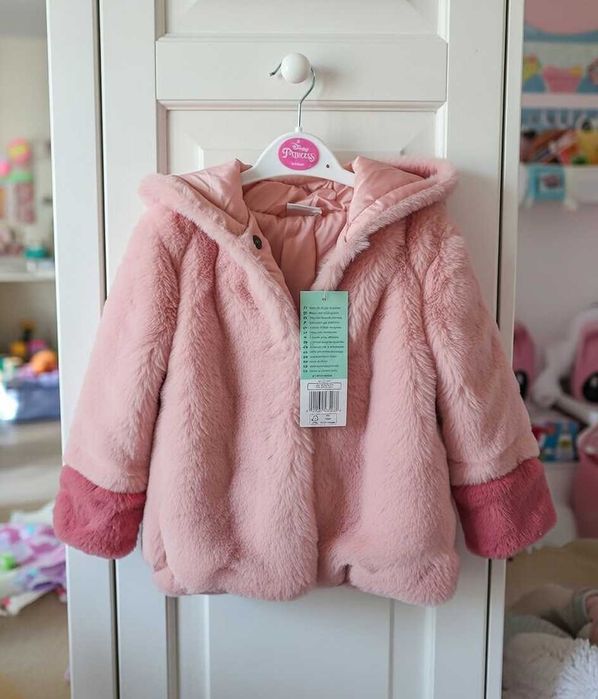 Детско розово палто - Ново с етикет + ПОДАРЪК нови ръкавички + шапка