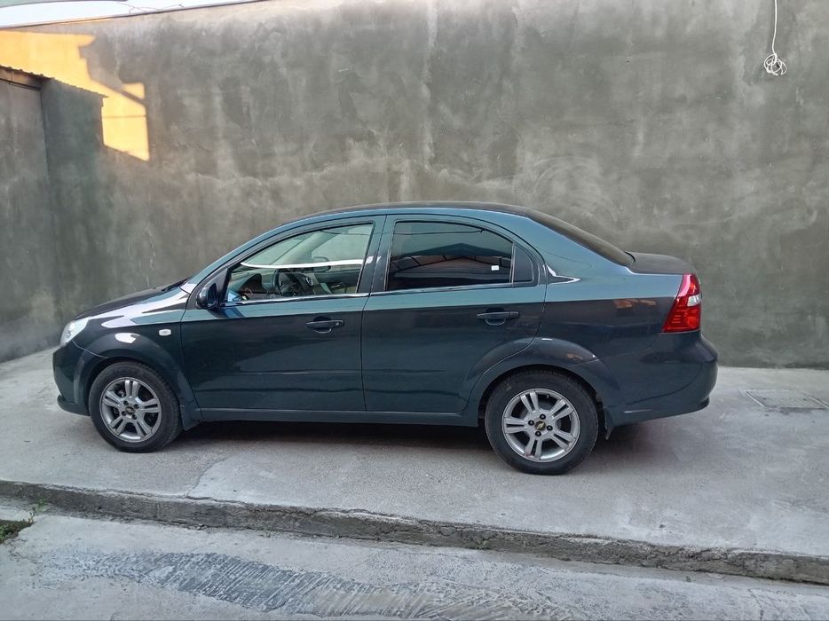 Нексия 3 сотилади 2017 йил автомат 7100 $