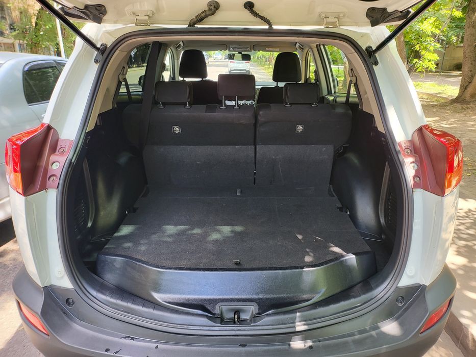 Toyota rav 4 2014
