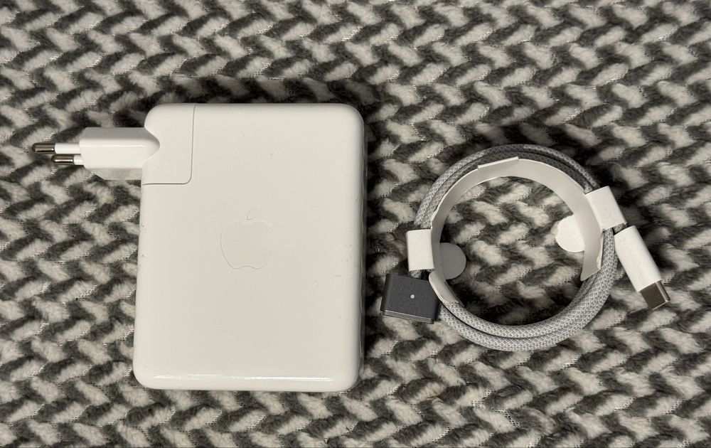 Incarcator / Alimentator Apple USB-C 140W A2452 + Cablu MagSafe3