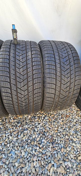 Anvelope Pirelli Scorpion  265/40 R22 106W JLR 295/35 R22 108W J M+S