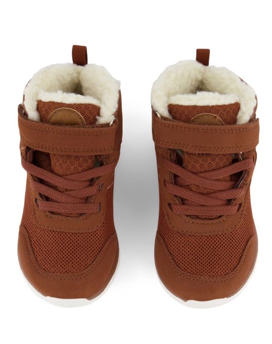 Продается кроссовки зимние для детей