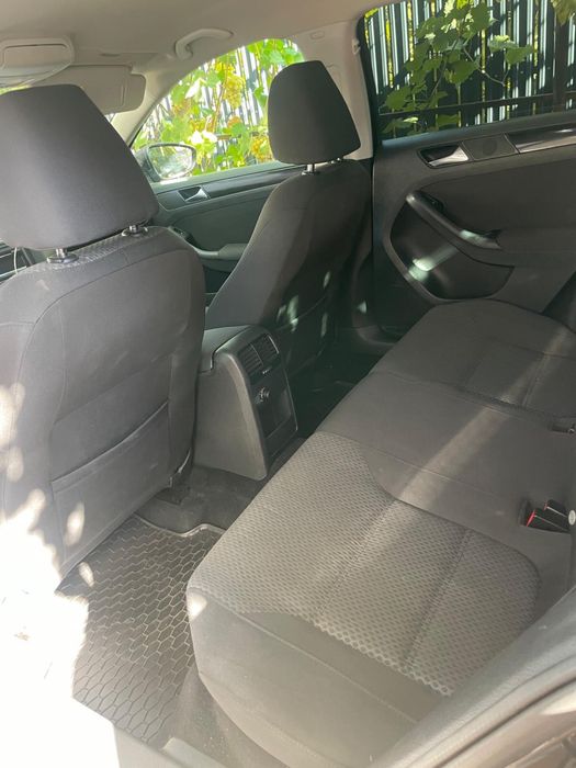 Se vinde vw jetta