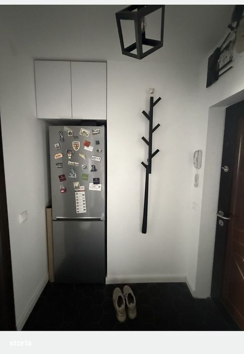 Titan str poștașului studio