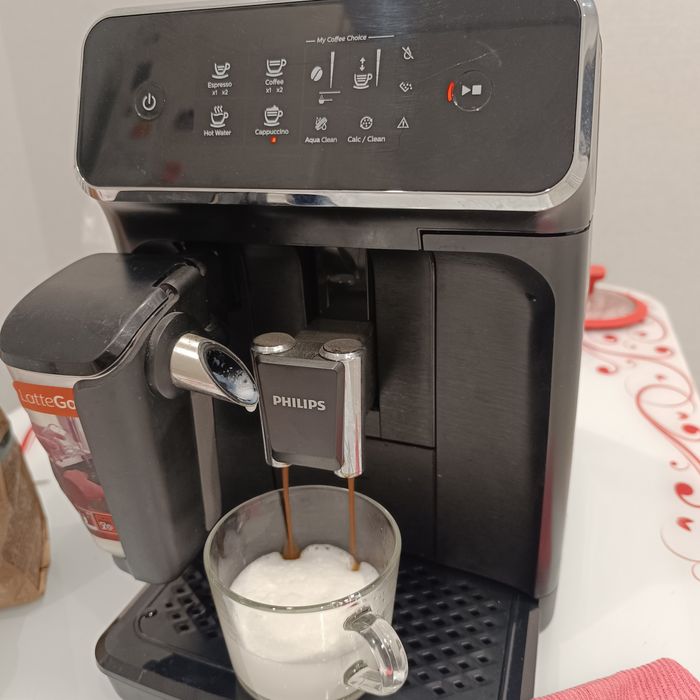 Продам кофемашину Philips