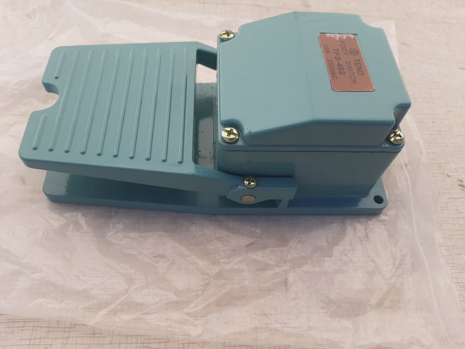 Выключатель ножной