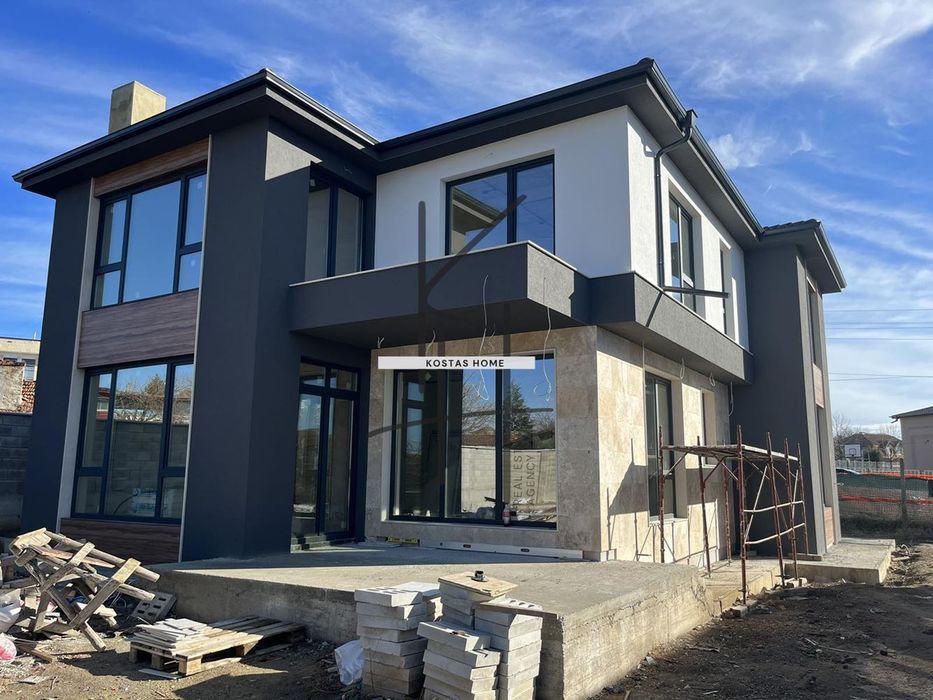 Продава се Къща в с. Приселци, Област Варна - 248 кв.м за 1081 €/кв.м - Снимка #2