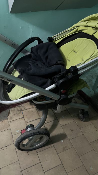Коляска в хорошем состояний