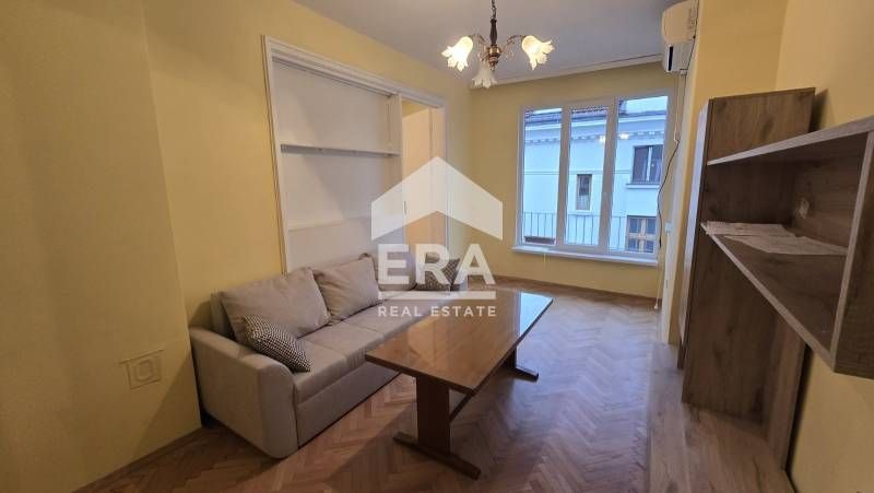 Дава се под наем Тристаен апартамент в София, Център - 82 кв.м за 887.4 € - Снимка #5