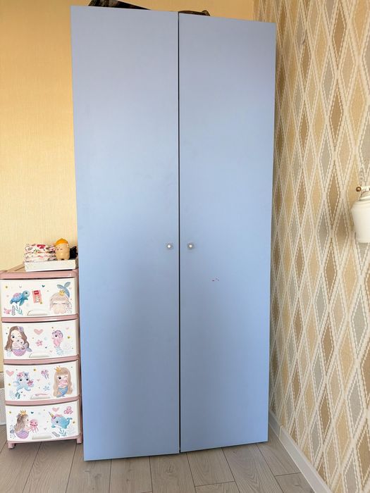 Продам детский шкаф + стол