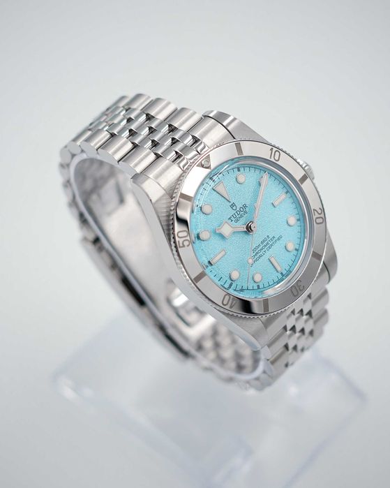 Tudor Black Bay 54 Lagoon Blue гаранция