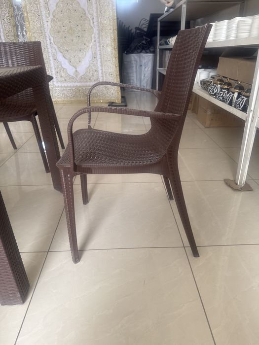 Plasmasa stol stullar sotiladi