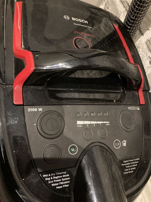 Перяща прахосмукачка bosh