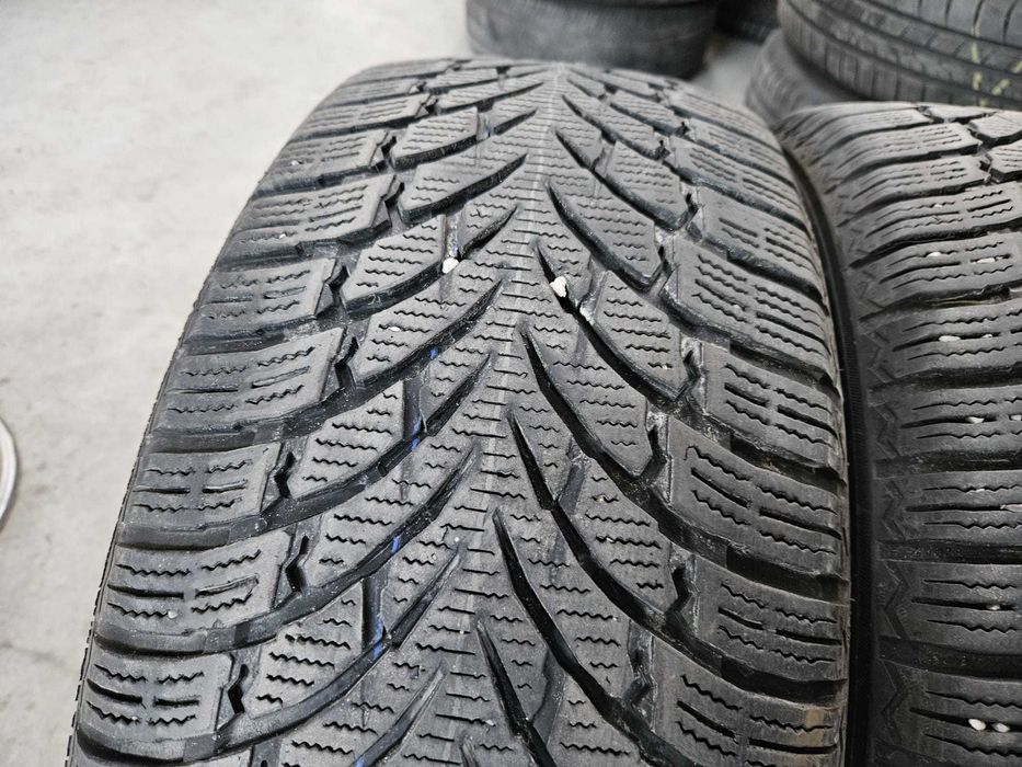 4 Anvelope IARNA 235.55.18 'Nokian' ; stare foarte buna