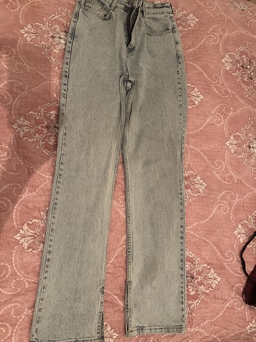 Джинсы женские