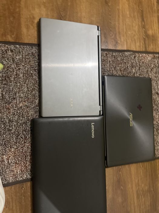 Vand laptopuri bune asus lenovo si race