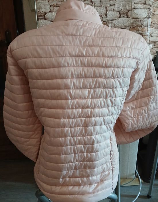 Дамски преходни якета