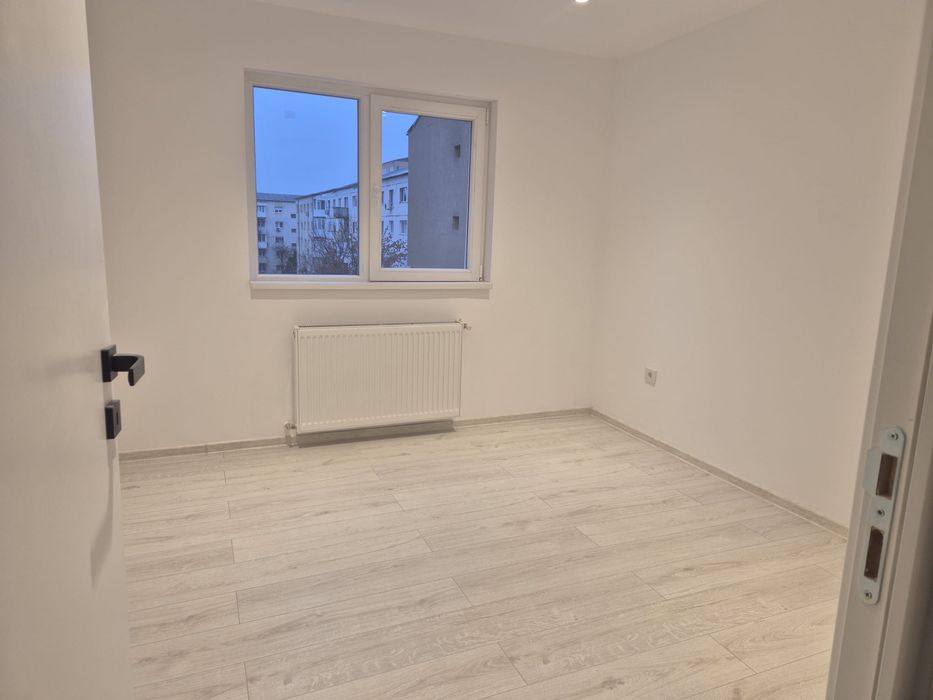 Apartament 4 camare Micro 16