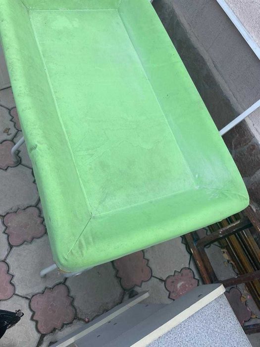 Продам пеленальный стол